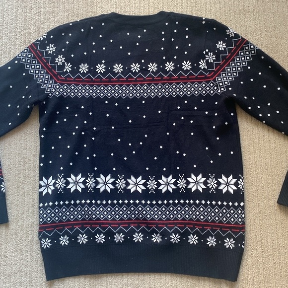 Amazon Hpoicly Christmas Sweater, size L, crew neck sweater, Viscose. - Picture 10 of 10